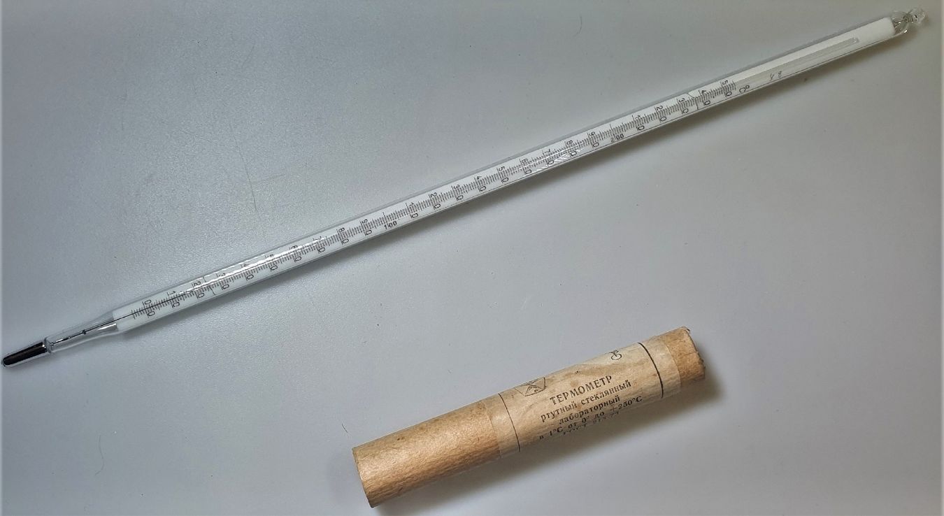 Ртутный стеклянный лабораторный термометр 